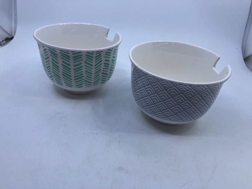 2 TEAL AND PALE BLUE RAMEN BOWLS.