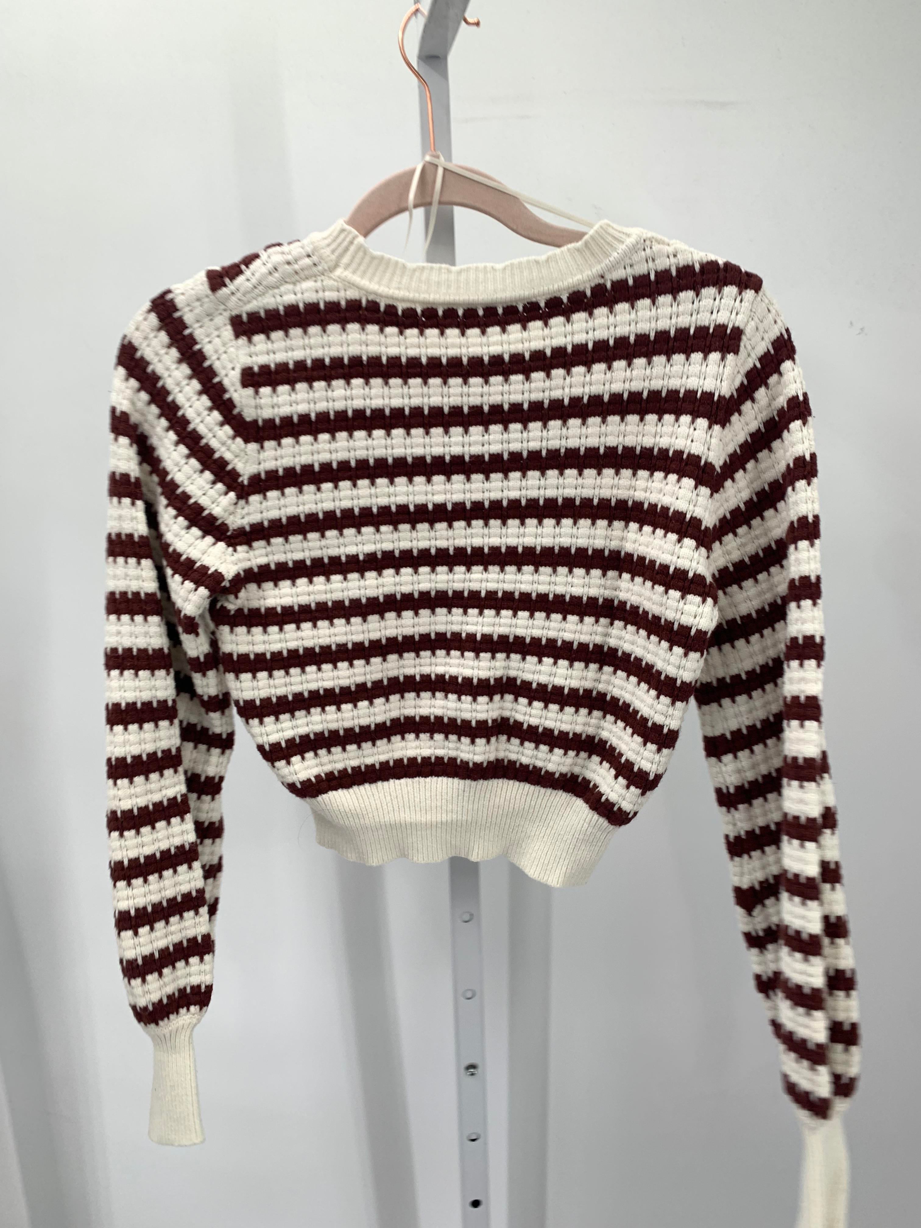 Size Medium Juniors Long Sleeve Sweater