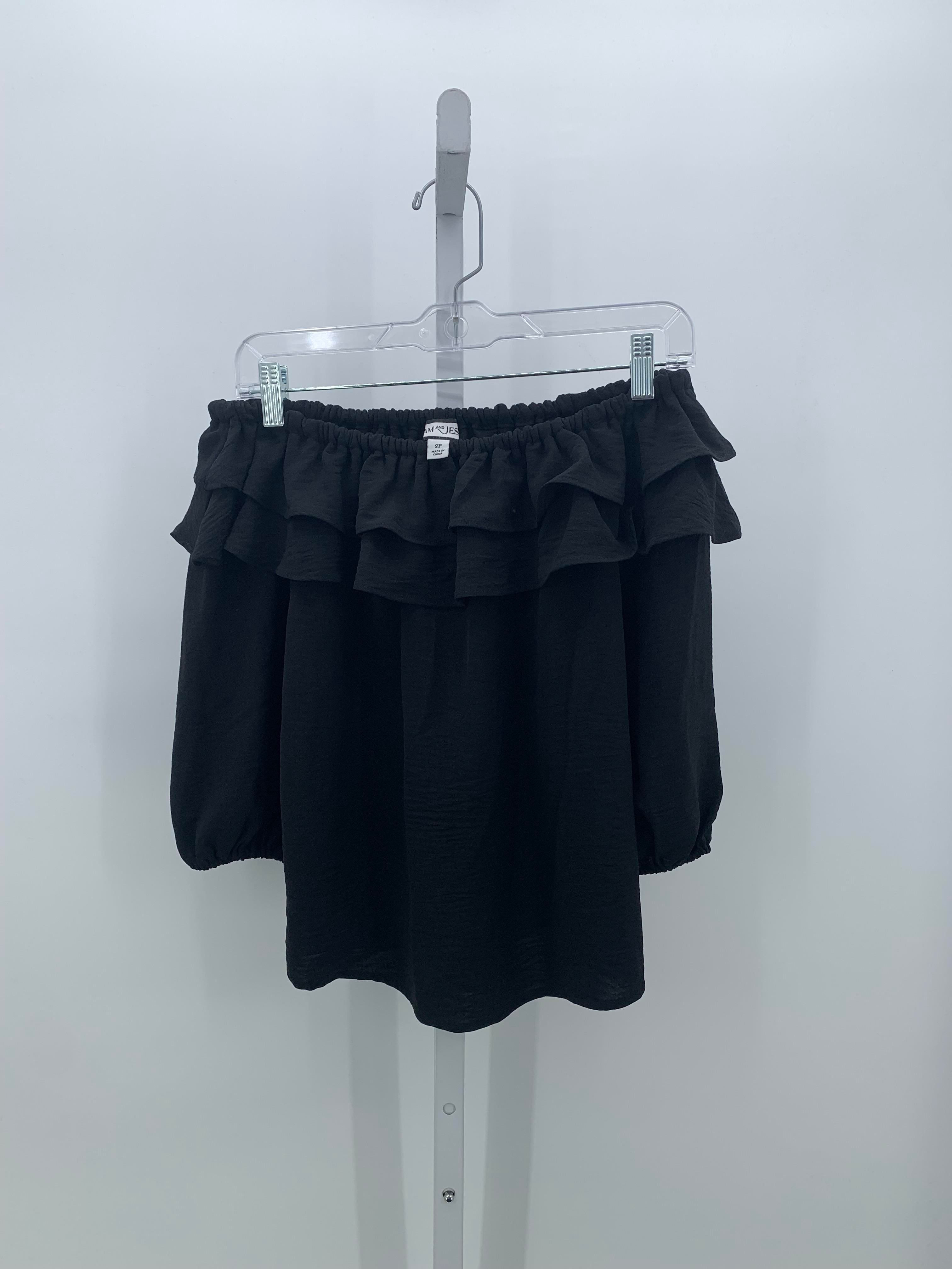 Size Small Petite Petite 3/4 Sleeve Shirt
