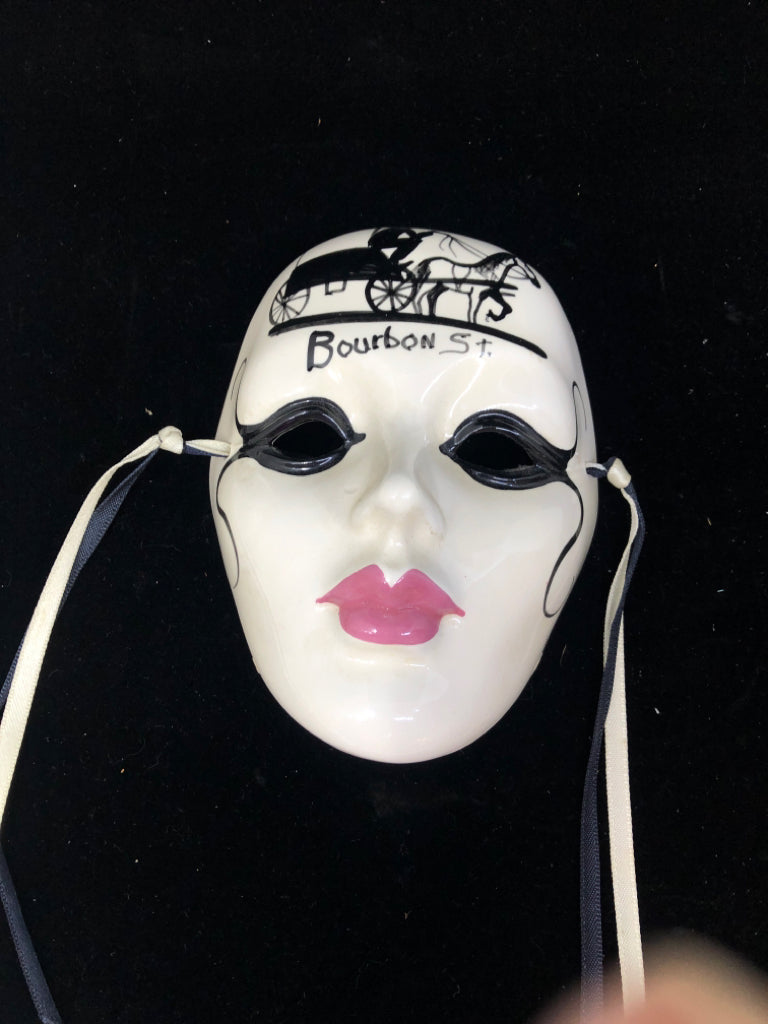 BLACK AND WHITE BOURBON STREET MASK.