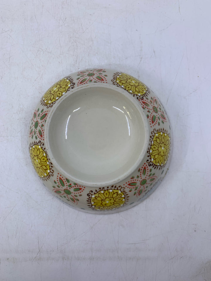 FOOTED BOWL W/ COLORFUL MEDAILIONS.