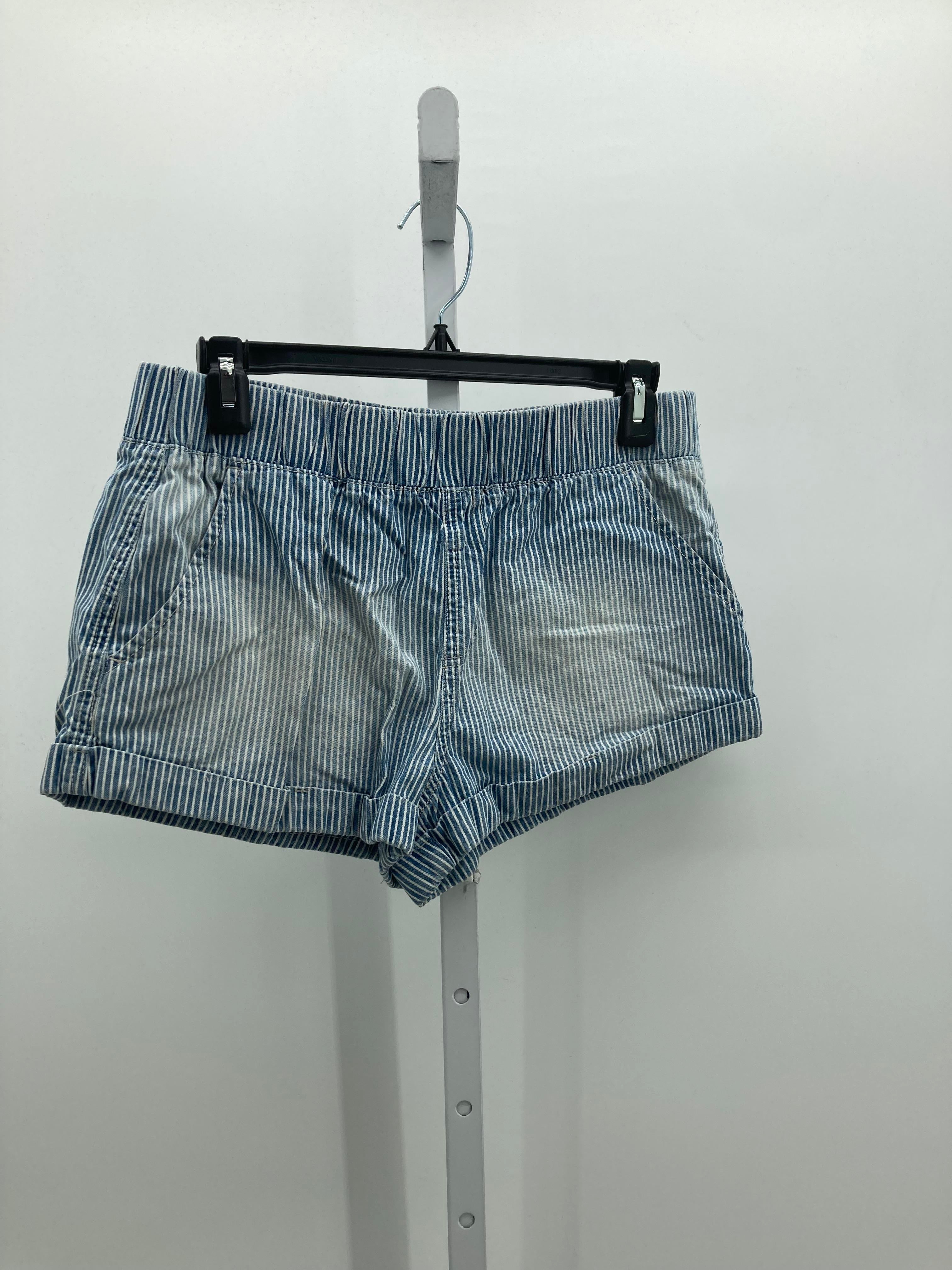 Size Medium Juniors Shorts