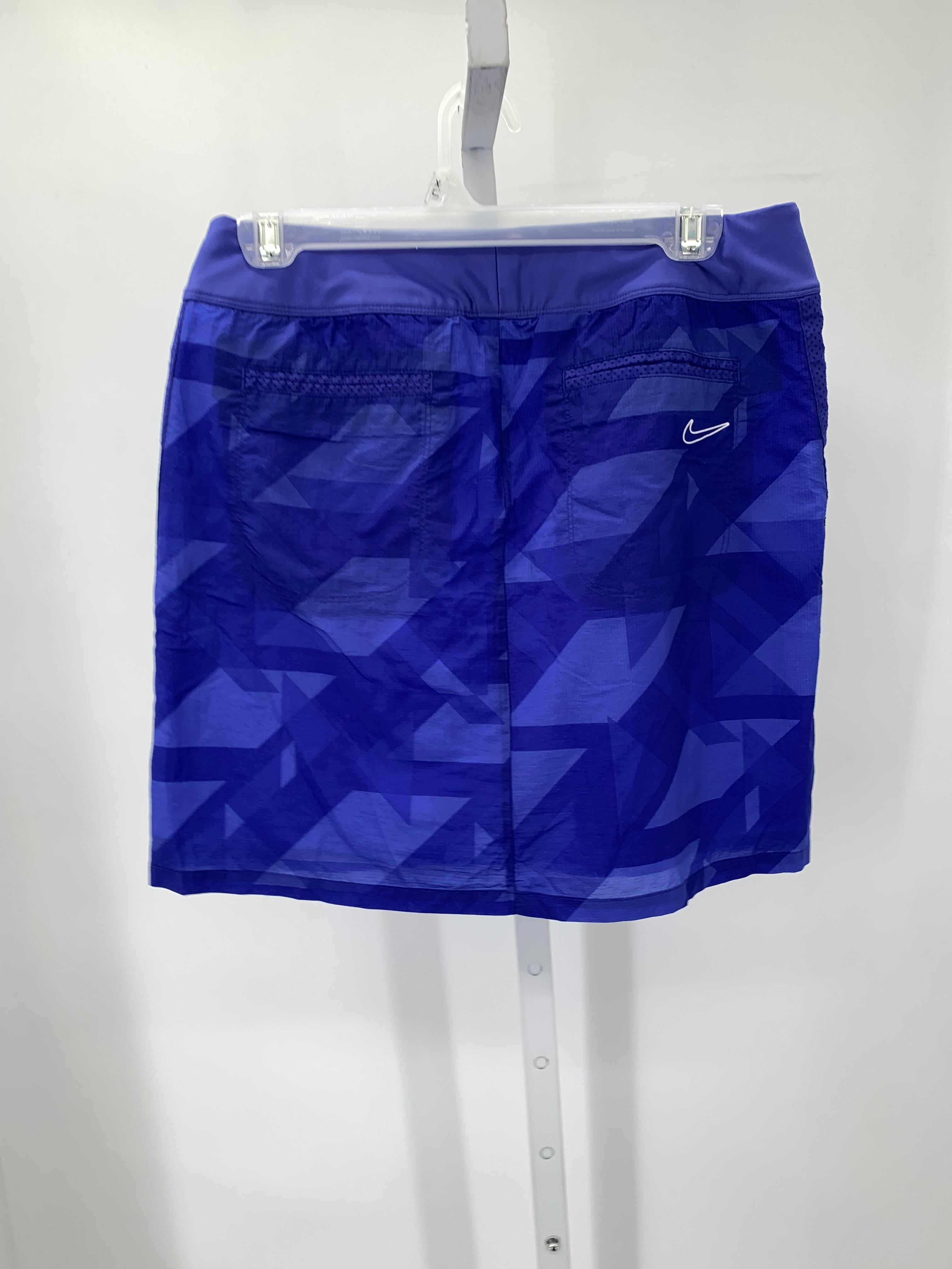 Nike Size Small Misses Skirt