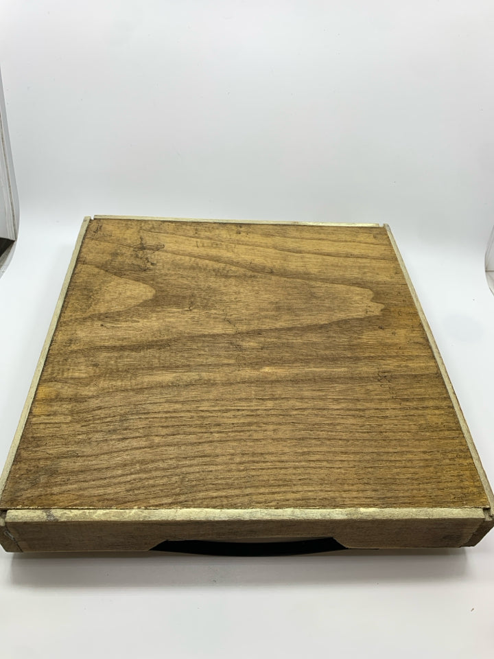 HOME IS OUR HAPPY PLACE WOOD TRAY W/METAL HANDLES.