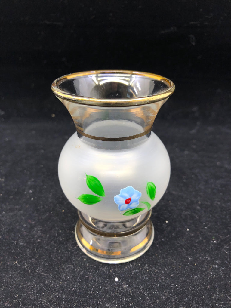 SMALL VTG FROSTED VASE W PAINTED BLUE FLORAL.