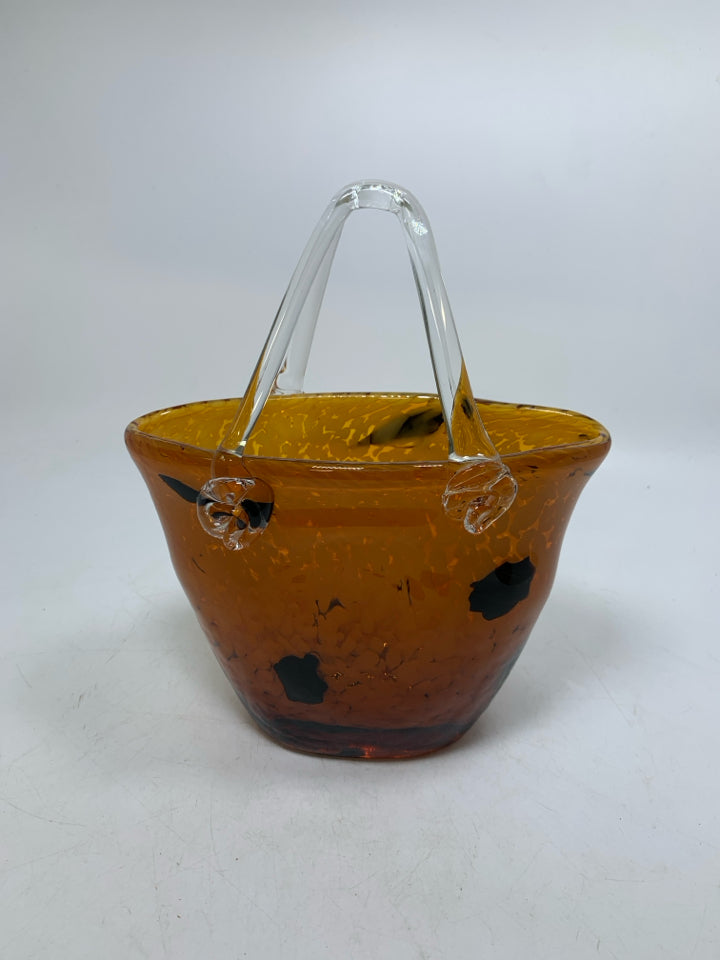 BLOWN ORANGE SPECKLED GLASS PURSE SHAPED VASE CLEAR HANDLES.