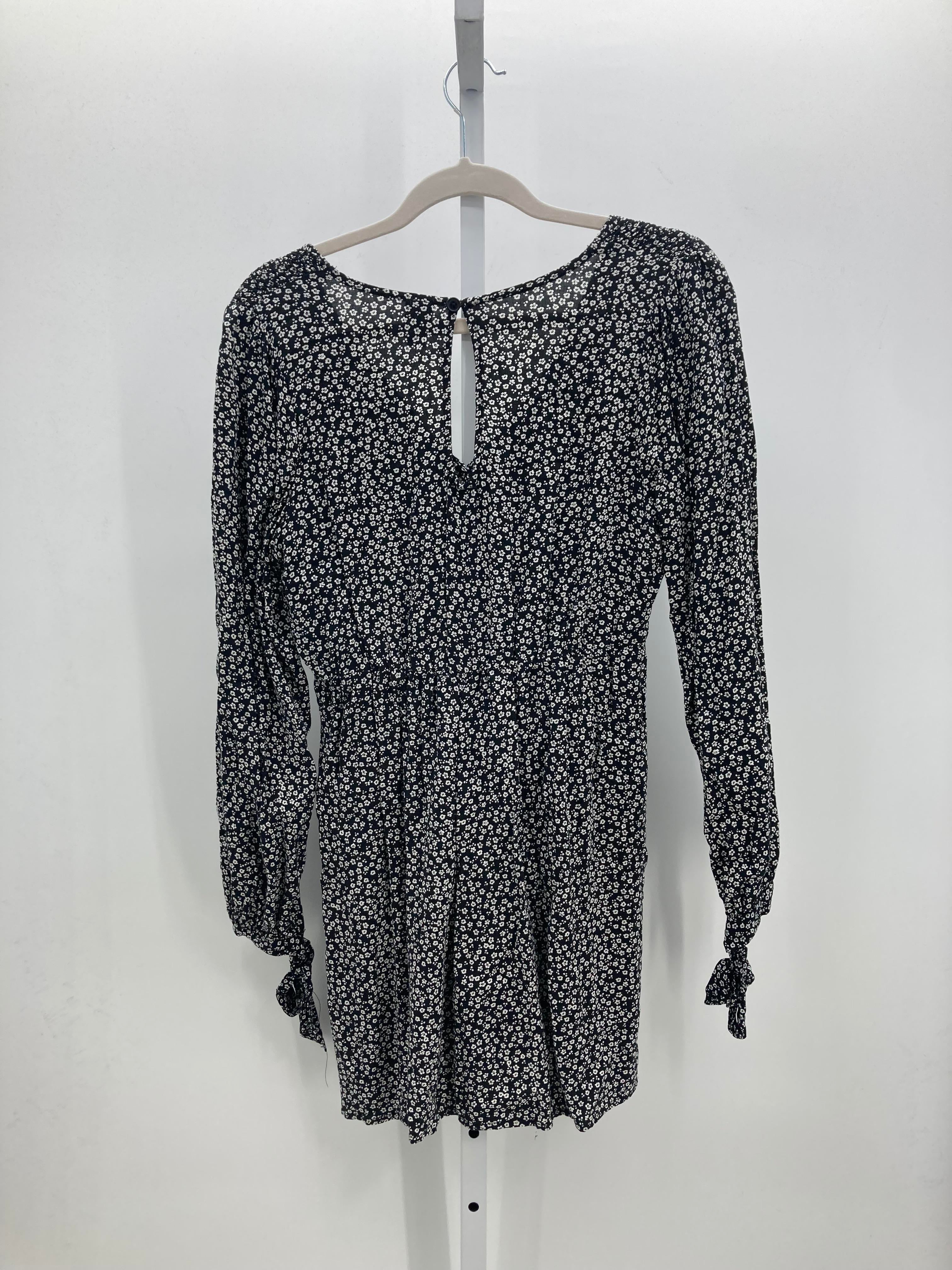 Wild Fable Size Small Juniors Long Sleeve Dress