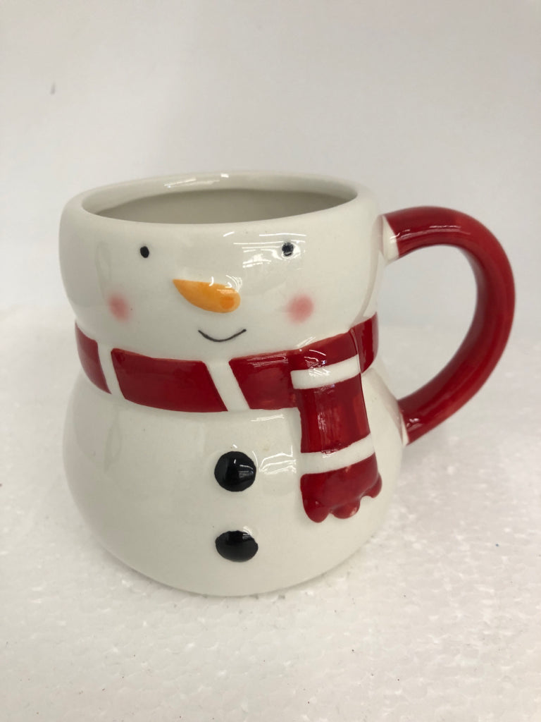 SNOWMAN W RED SCARF MUG.
