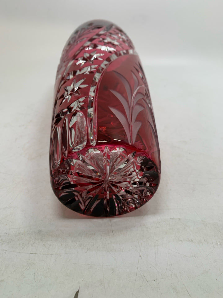 VTG HEAVY ETCHED FLOWERS DRESDEN KRISTALL VASE.