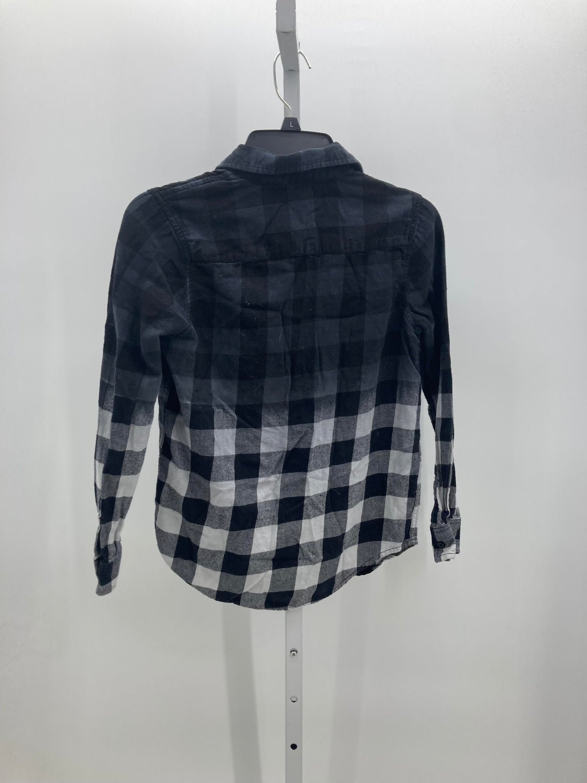 PLAID BTN DOWN