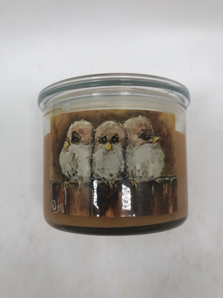 WARM GLOW BIRD PRINTED CANDLE.