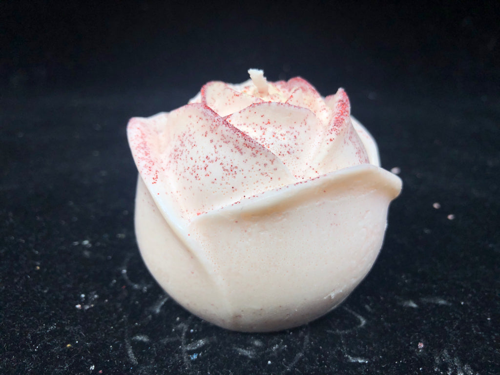 HANDMADE SOY WAX ROSE CANDLE.