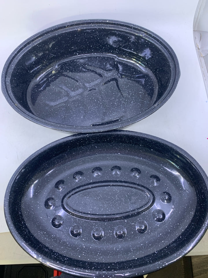 BLACK SPECKLES ENAMEL ROASTING PAN W/ LID.