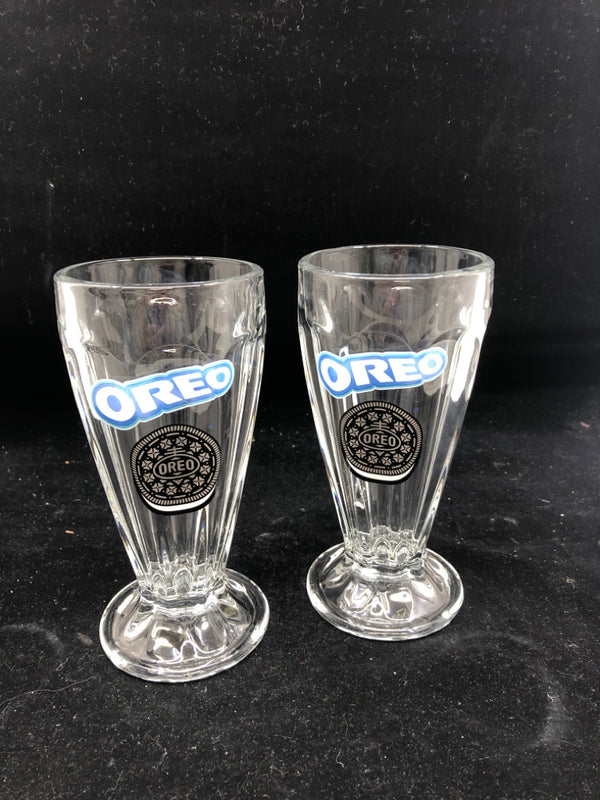 2 OREO SHAKE GLASSES.