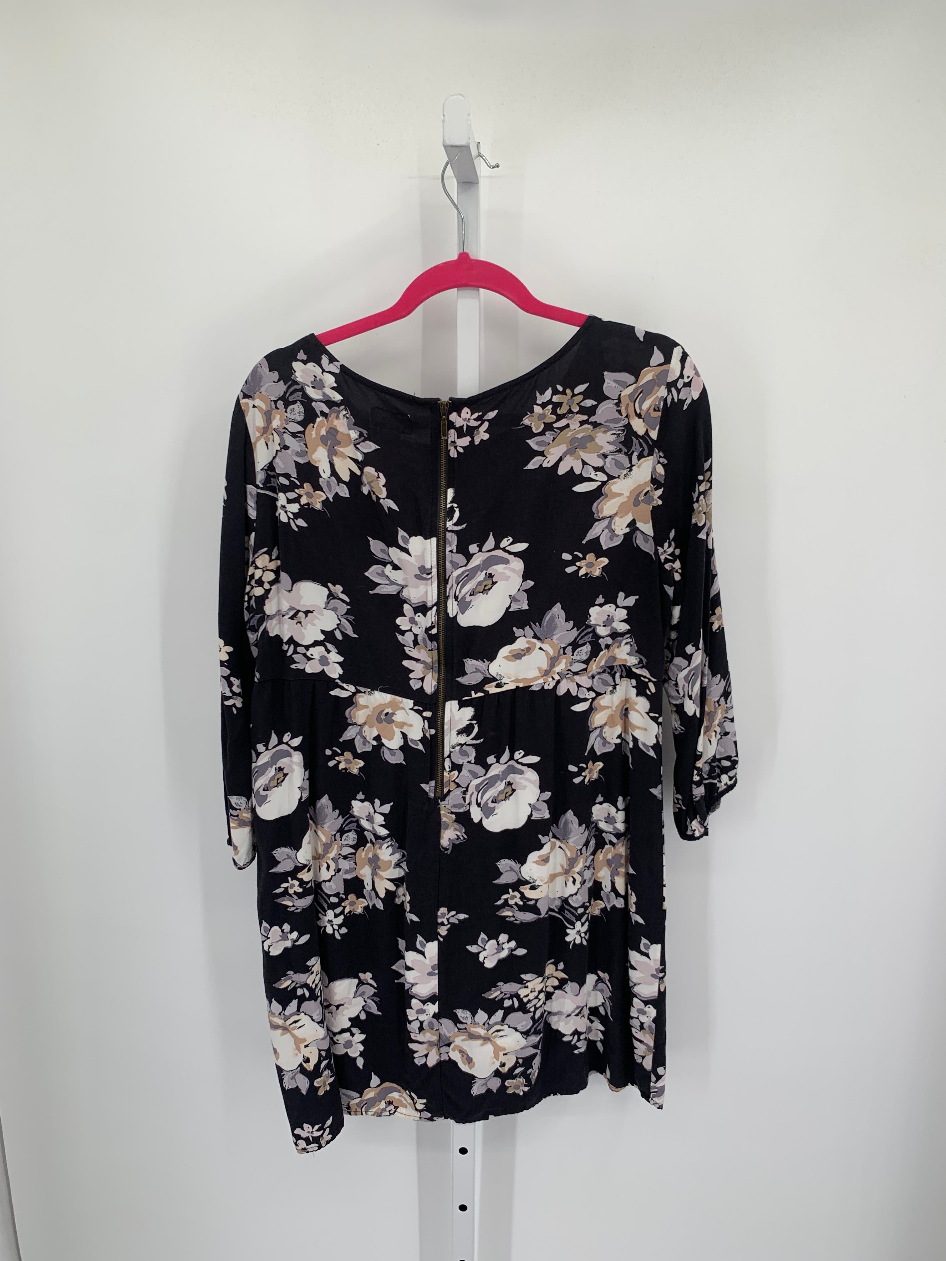 Old Navy Size Large Misses 3/4 Sleeve Dress