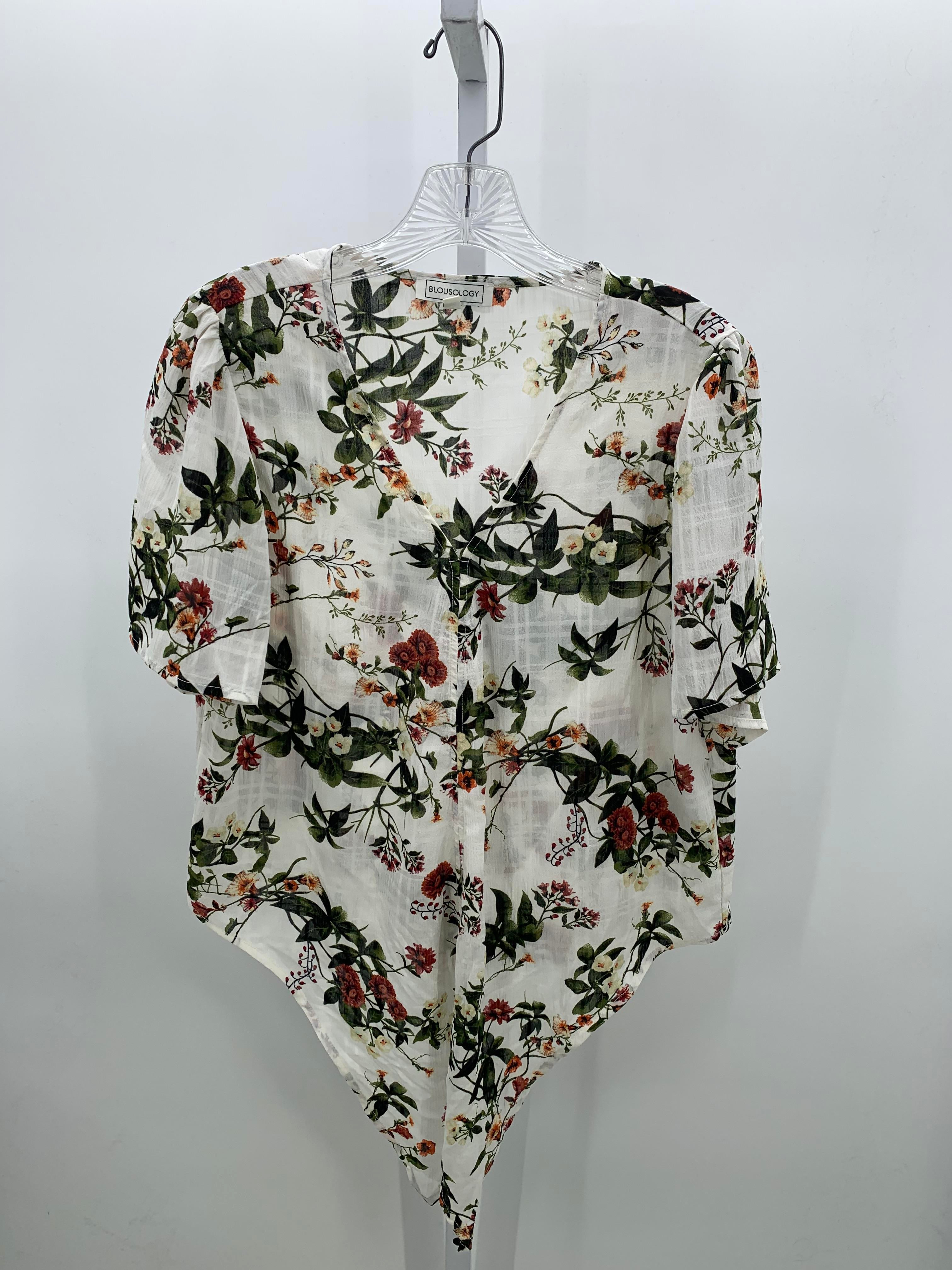 Size Medium Misses Short Sleeve Shirt