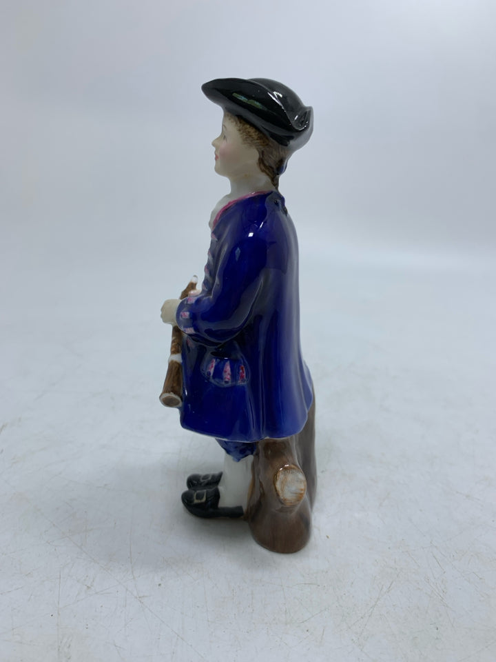 VTG PORCELAIN "BOY FROM WILLIAMSBURG" FIGURINE.