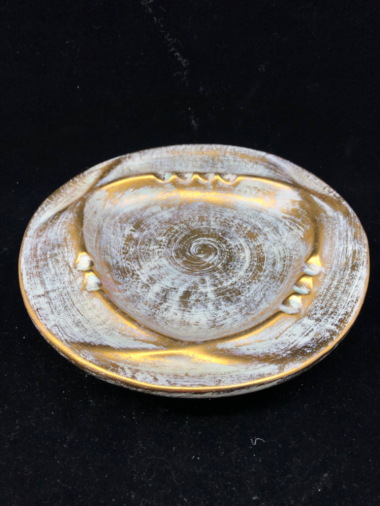 STANGL ANTIQUE GOLD /BLUE POTTERY ASHTRAY.