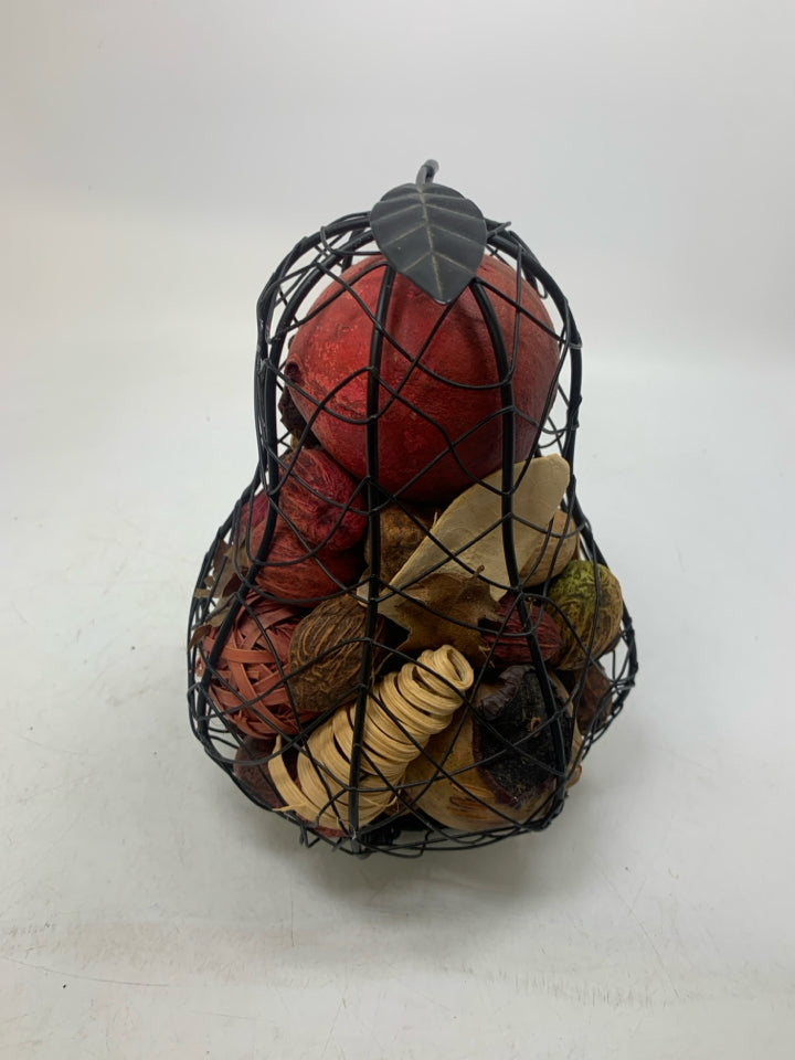 CAGE METAL PEAR W/ FILLER DECOR.