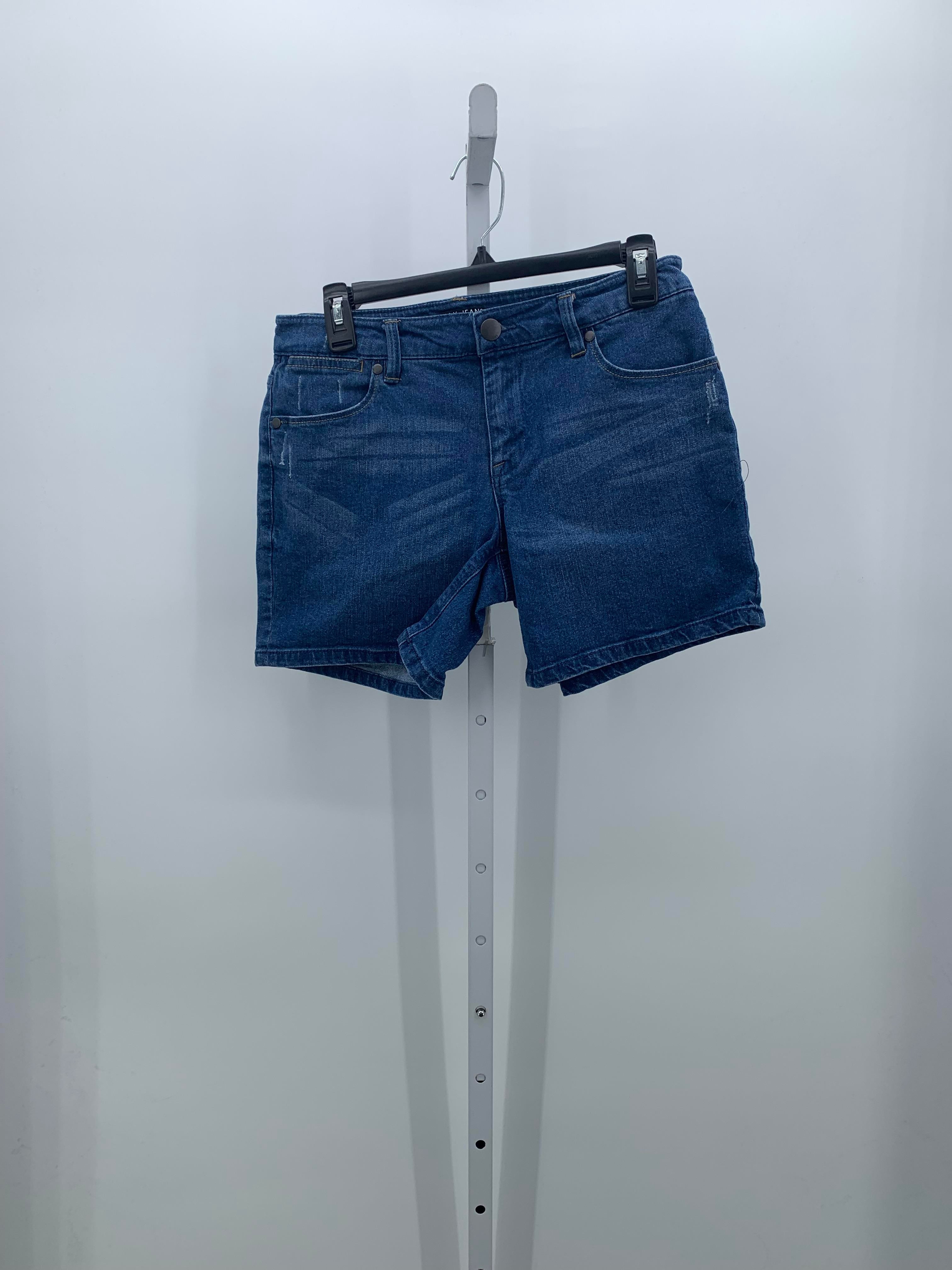 Max Jeans Size 6 Misses Shorts