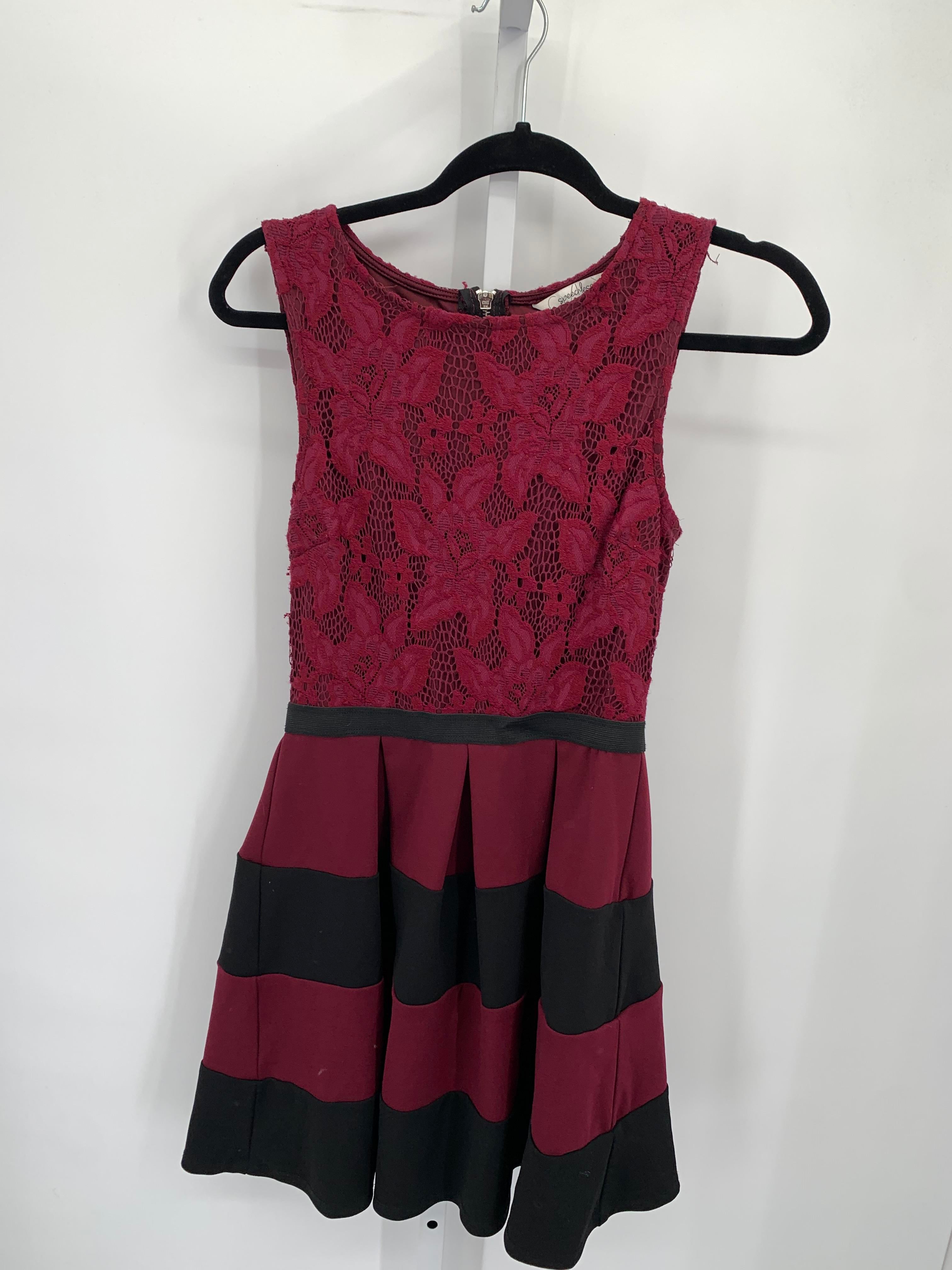 Speechless Size Medium Juniors Sleeveless Dress