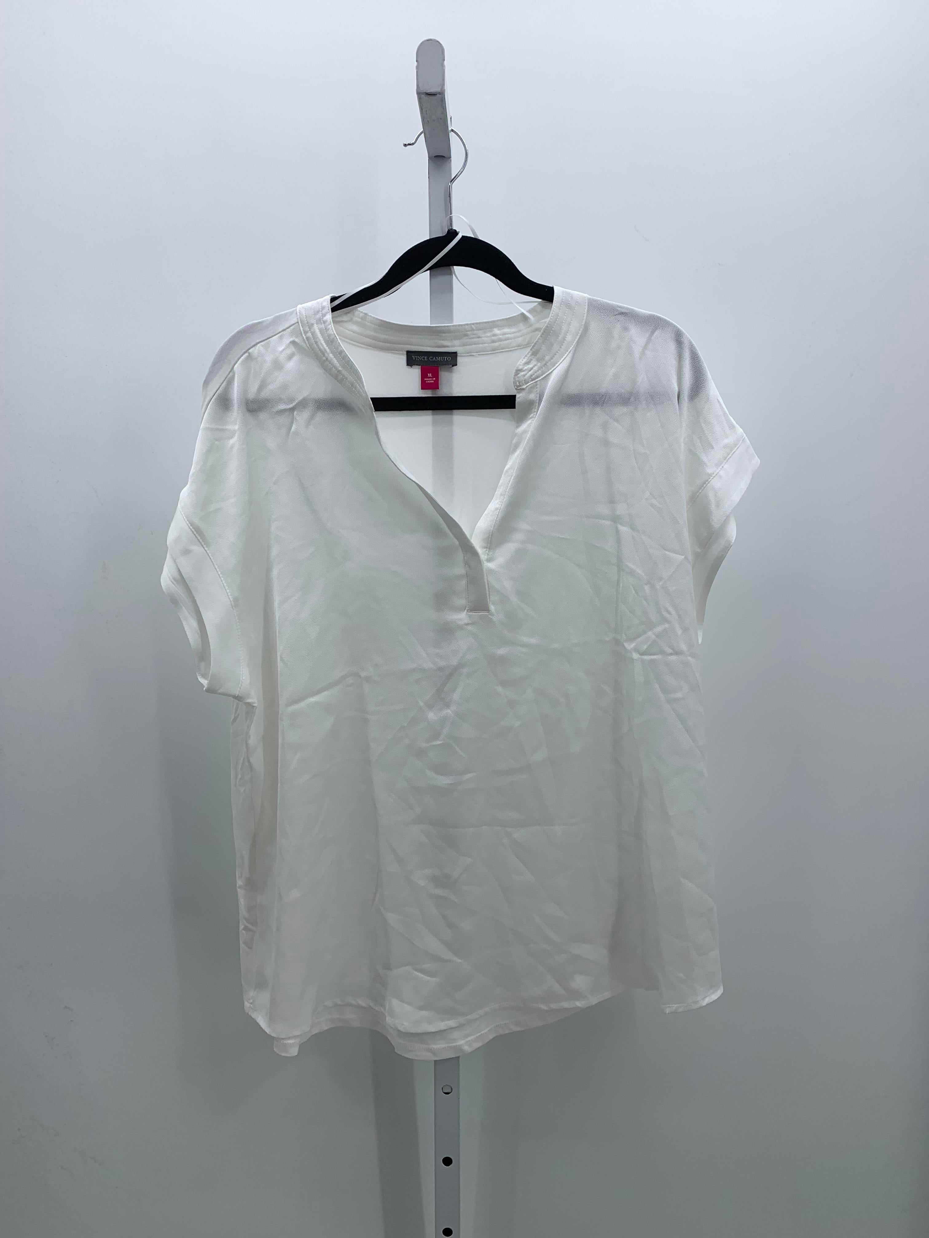 Vince Camuto Size Extra Large Misses Short Sleeve Shirt