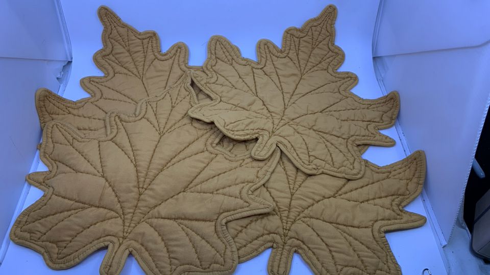 4 MUSTARD YELLOW LEAF PLACEMATS.