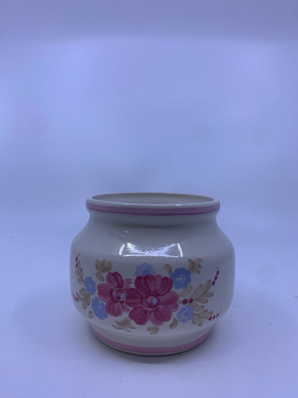 CREAM W PINK AND BLUE FLORAL PLANTER.