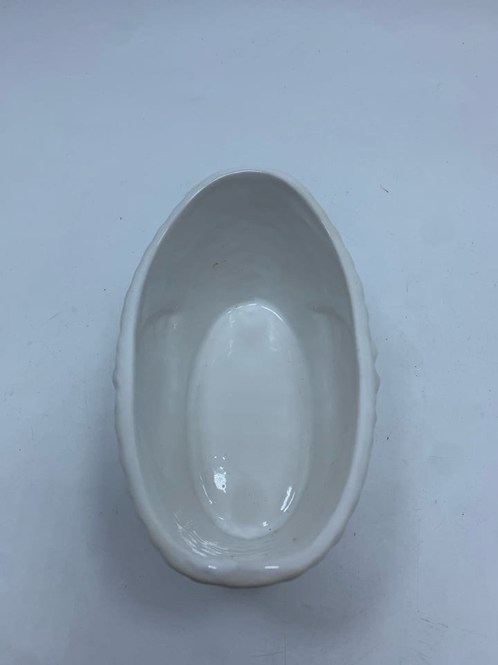 RAISED SEASHELL PORTUGAL BOWL.