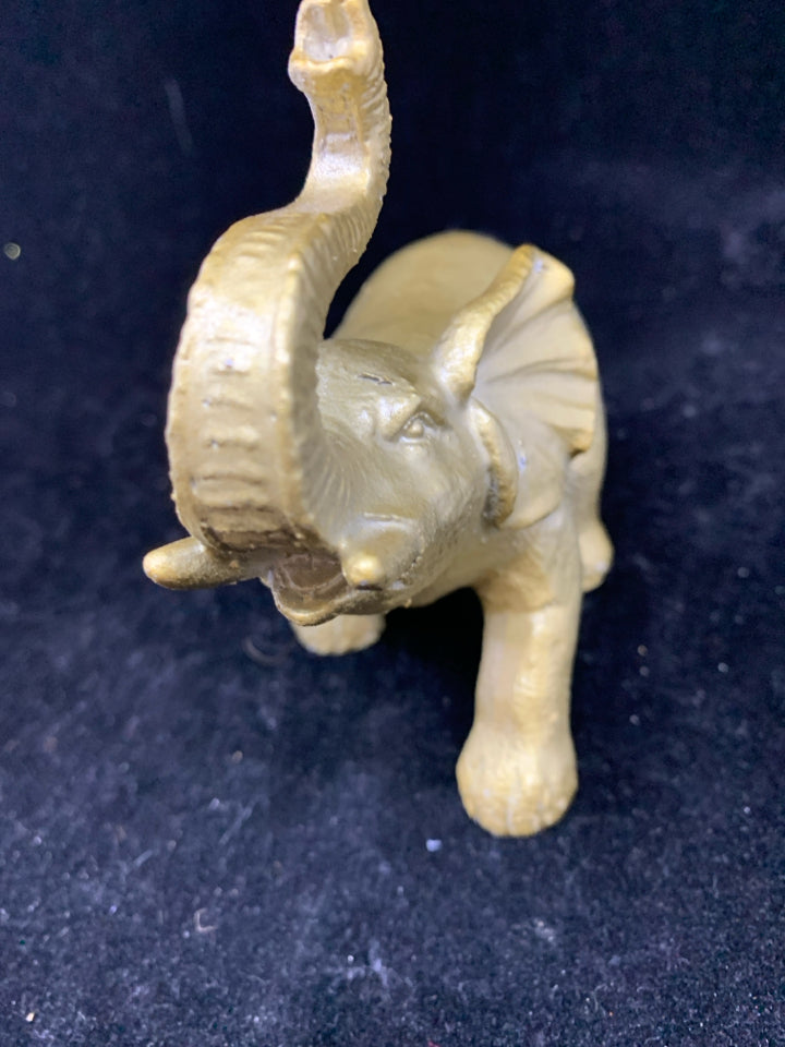 GOLD ELEPHANT DESK DECOR.