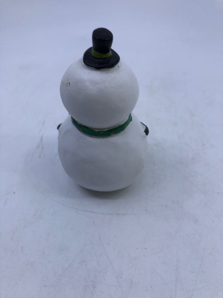 3-JOY SNOWMAN SITTER- IN BOX
