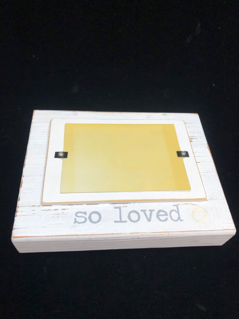 'SO LOVED' DISTRESSED WOODEN PHOTO HOLDER.