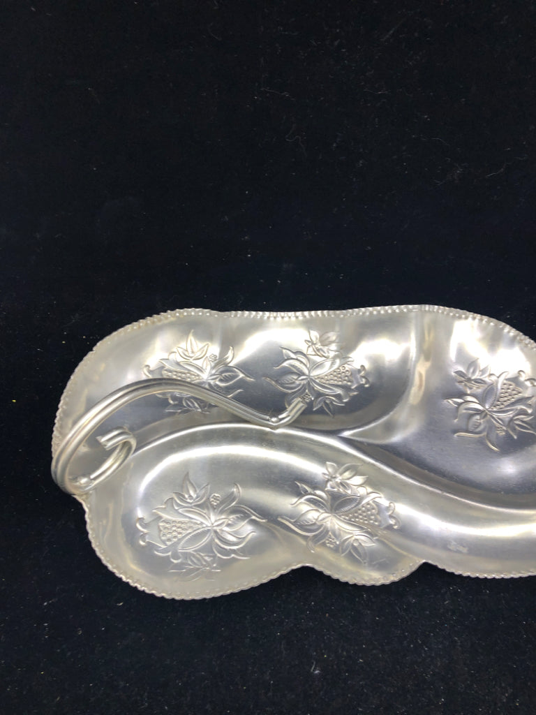 VTG ALUMINUM FLORAL PATTERN DISH W HANDLE.