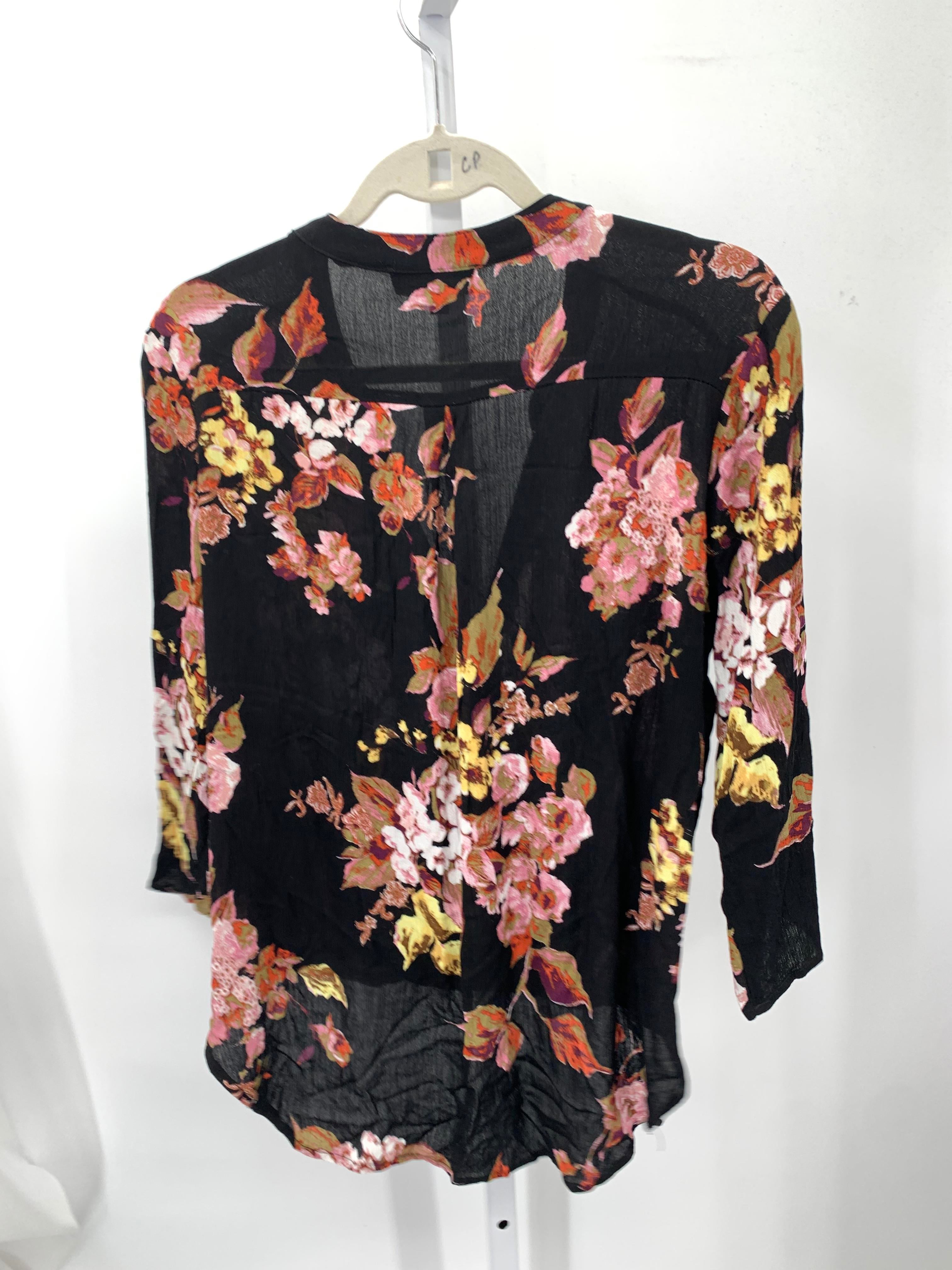 Lulus Size Small Misses 3/4 Sleeve Shirt