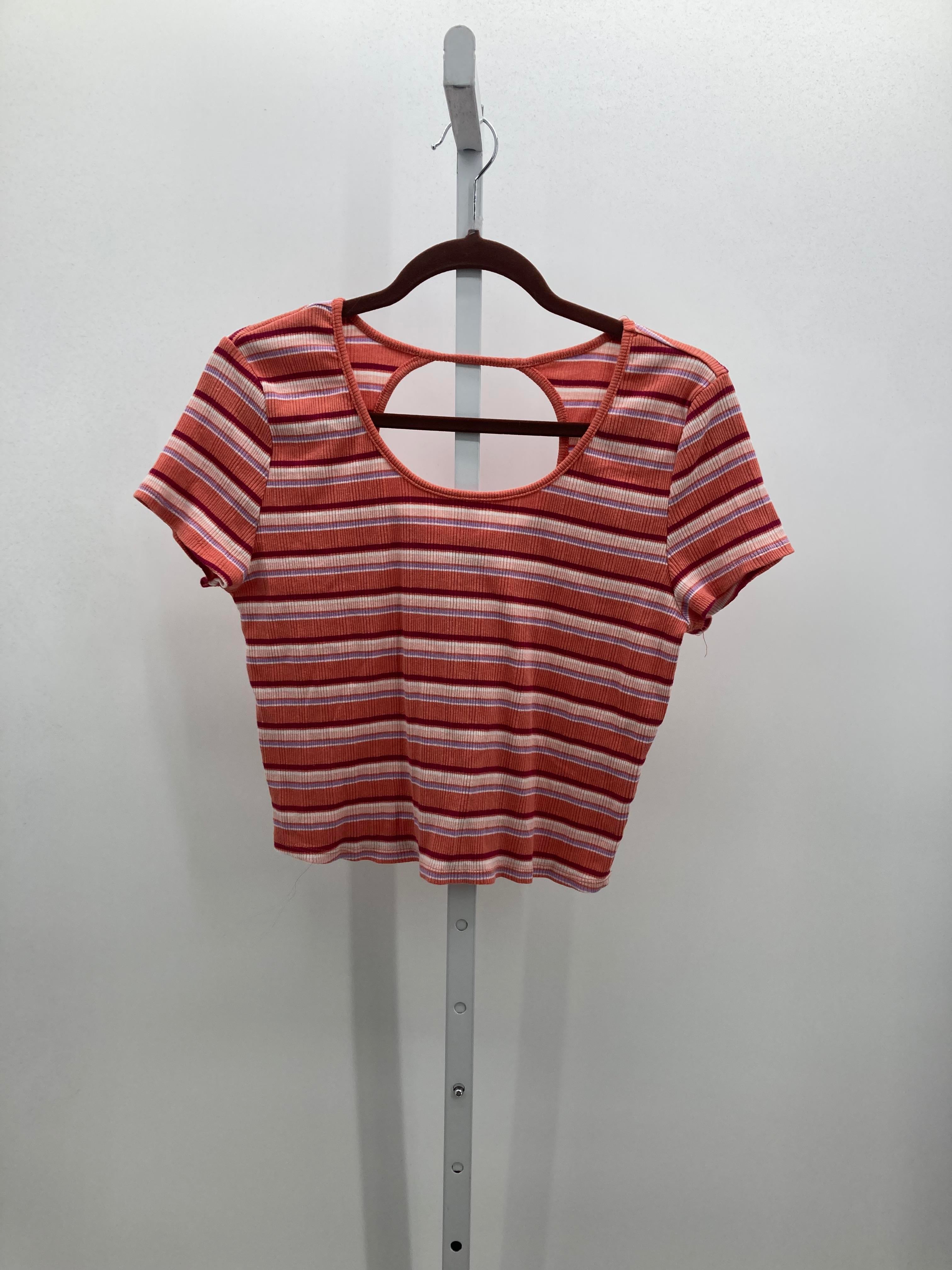 SO Size Extra Large Juniors Short Sleeve Shirt