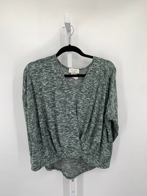 Size Medium Misses 3/4 Sleeve Sweater