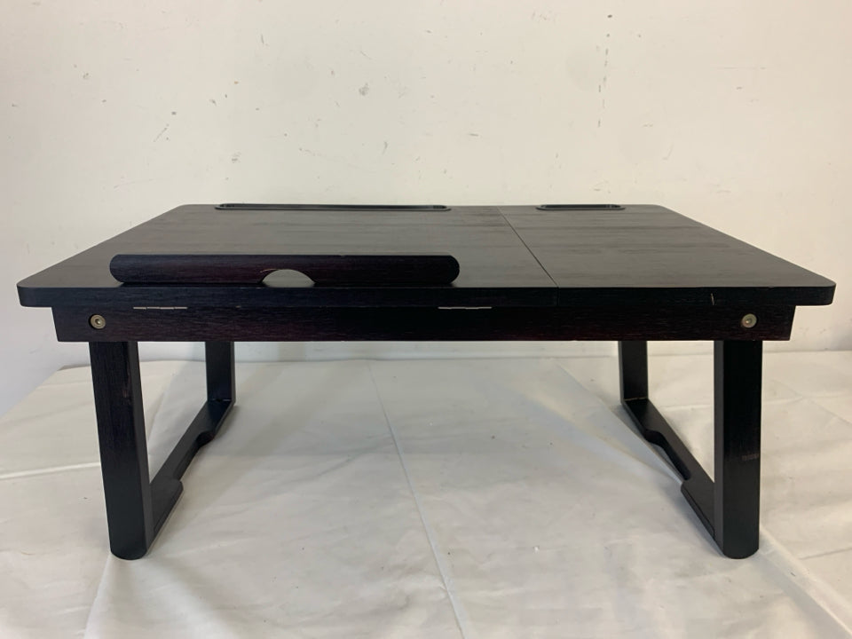 DARK WOOD ADJUSTABLE LAP DESK.