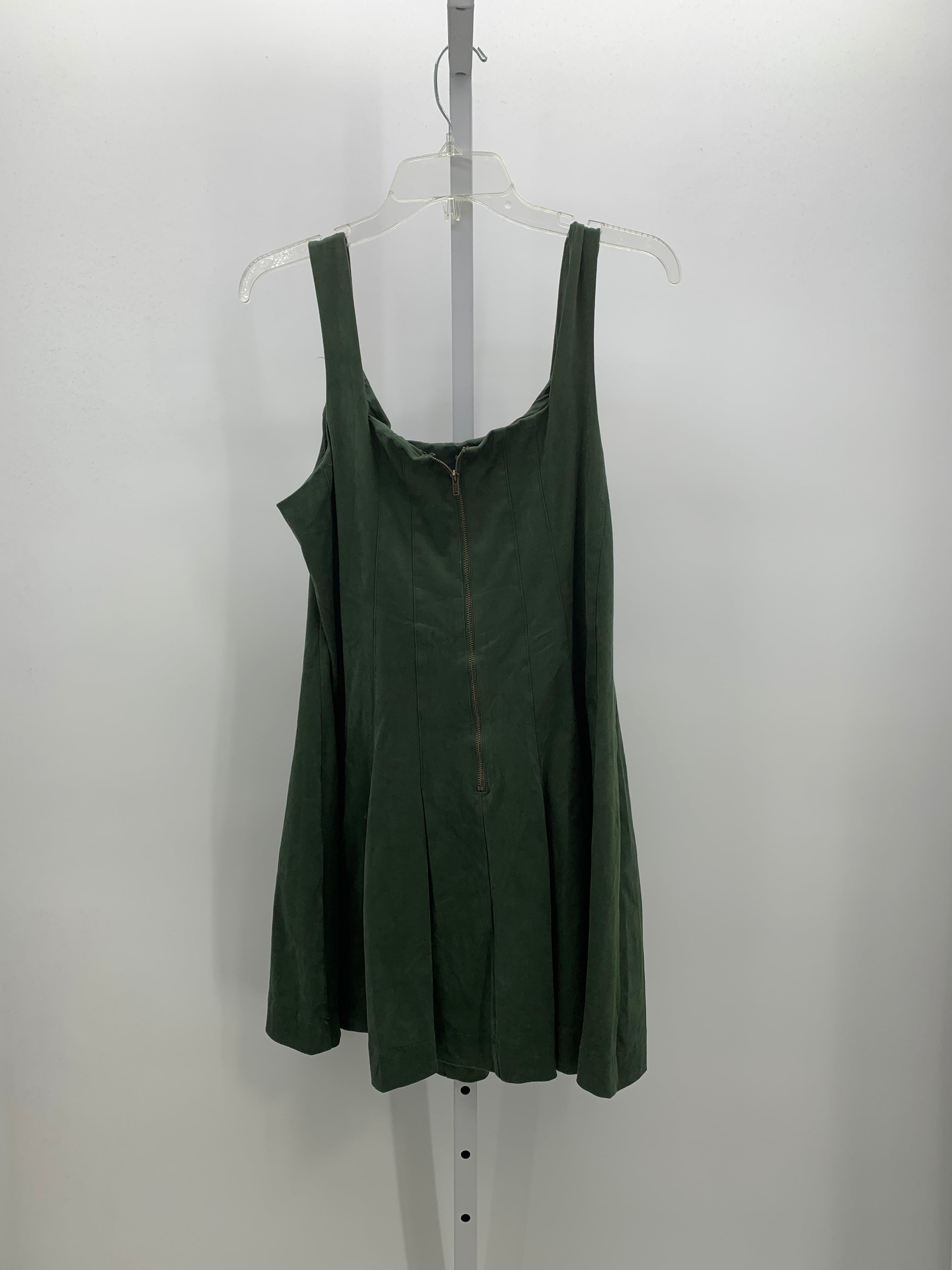 Size Large Juniors Sleeveless Dress