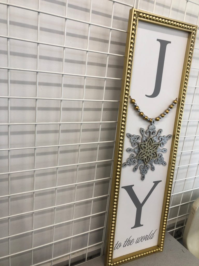 "JOY" SNOWFLAKE WALL-ART.