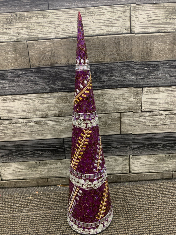 PURPLE, WHITE AND GOLD JEWELS CHRISTMAS TREE.