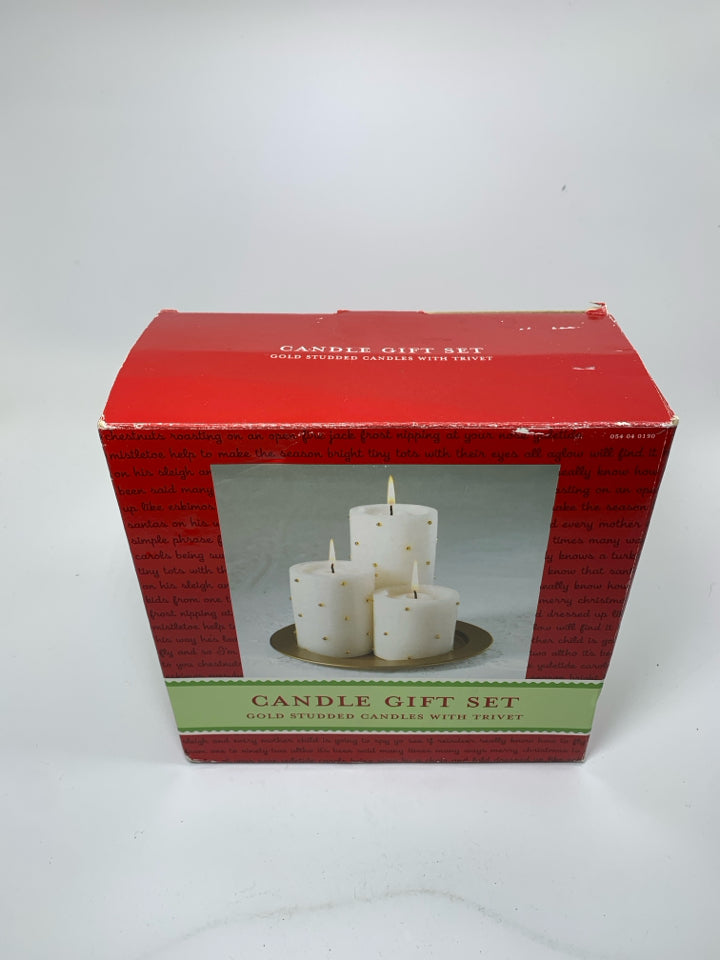 NIB 4PC GOLD STUDDED CANDELS W/ TRIVET.