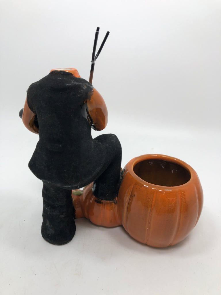 VOTIVE CANDLE HOLDER BONEY BUNCH HEADLESS PUMPKIN-YANKEE CANDLE.