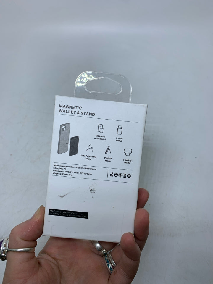 NIB CARBO FIBER MAGNETIC WALLET & STAND.