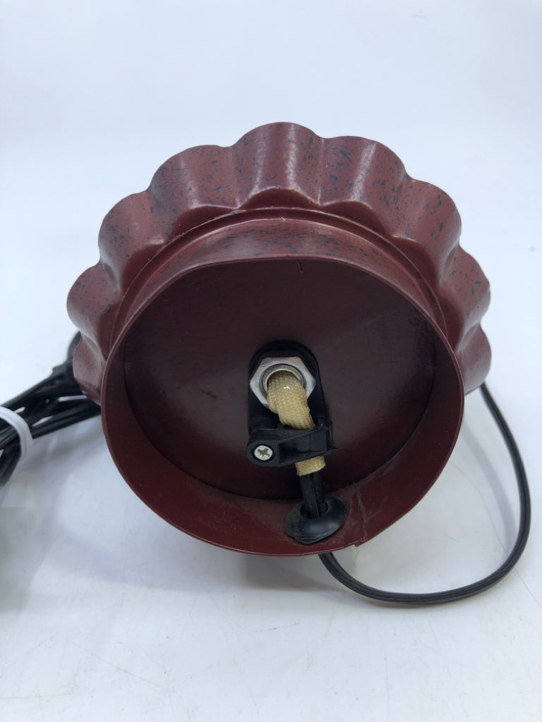 2PC RED PRIMITIVE TART WARMER LAMP.