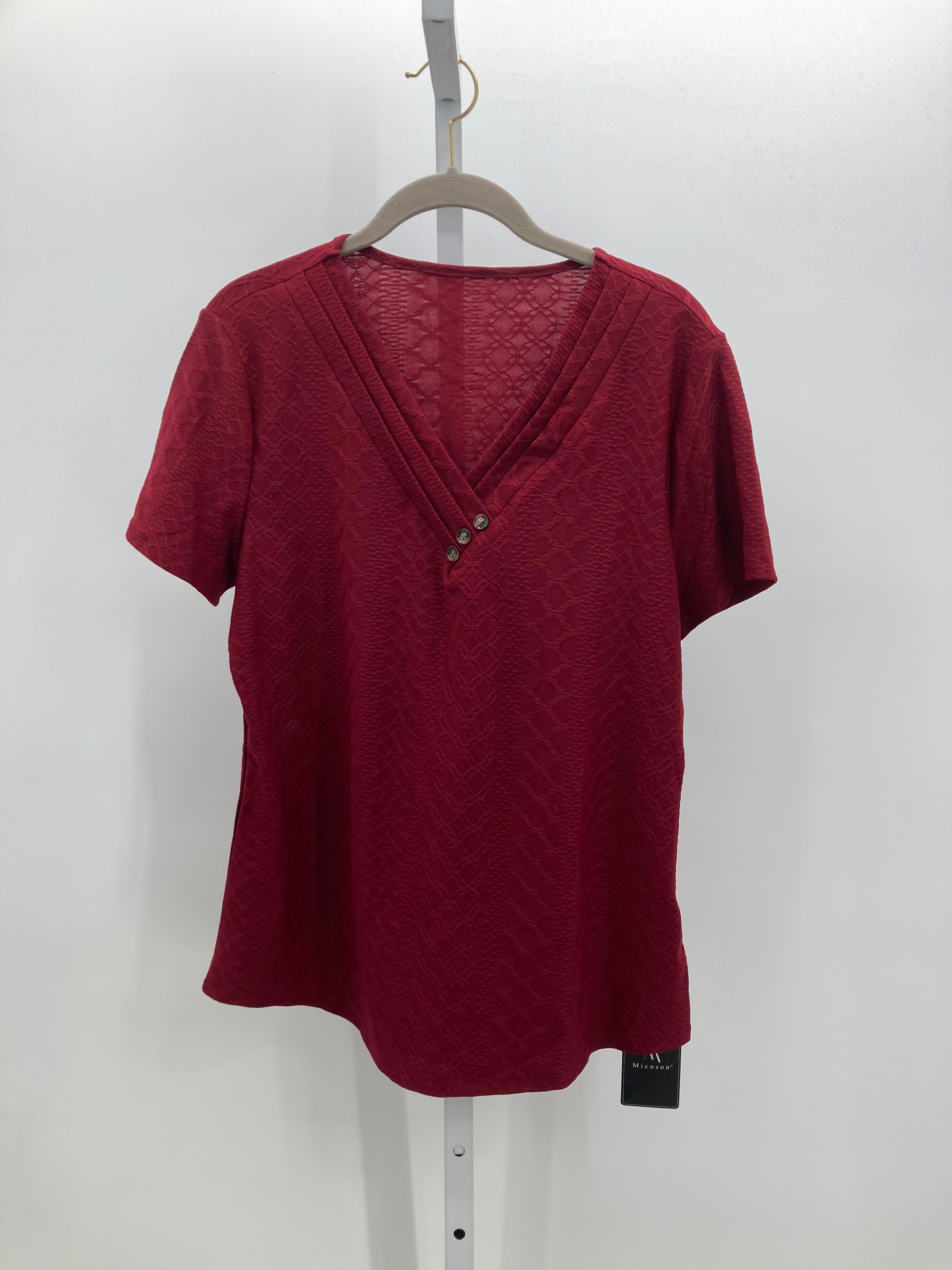 Size Medium Misses Short Sleeve Shirt