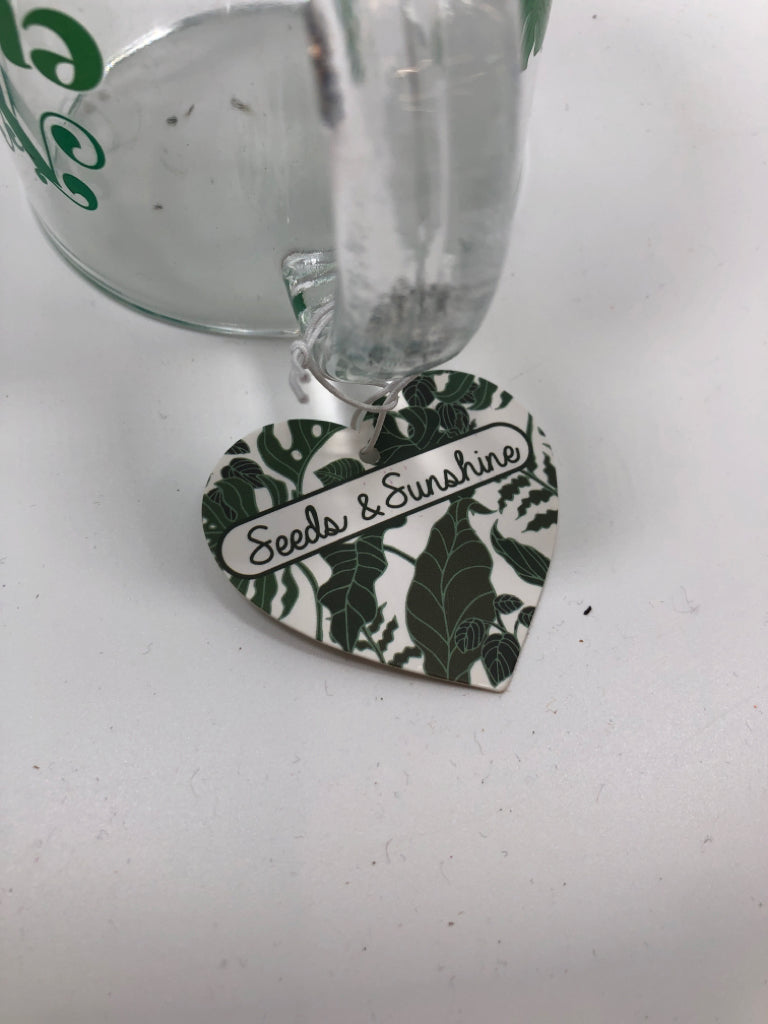 CLEAR GLASS MUG "NEVER ENOUGH PLANTS".