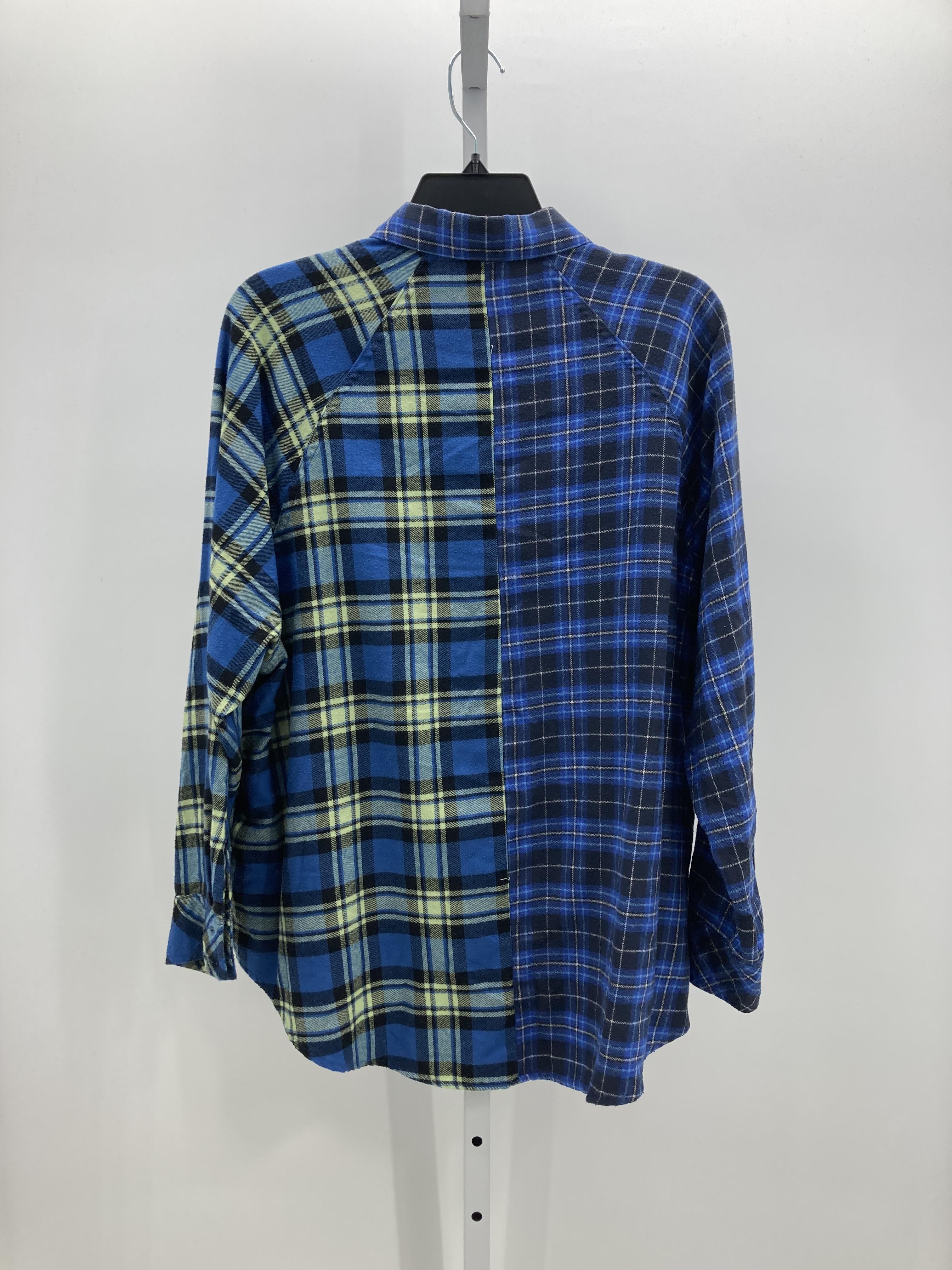 Wild Fable Size Medium Juniors Long Sleeve Shirt