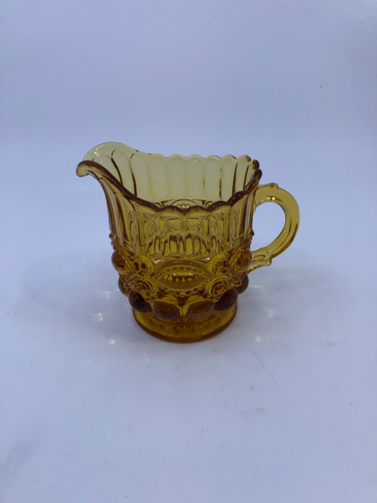 VTG AMBER GLASS CREAMER.