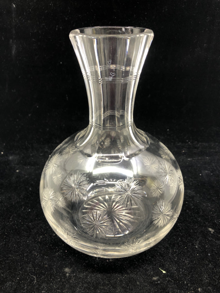 STARBURST GLASS DECANTER -NO LID.