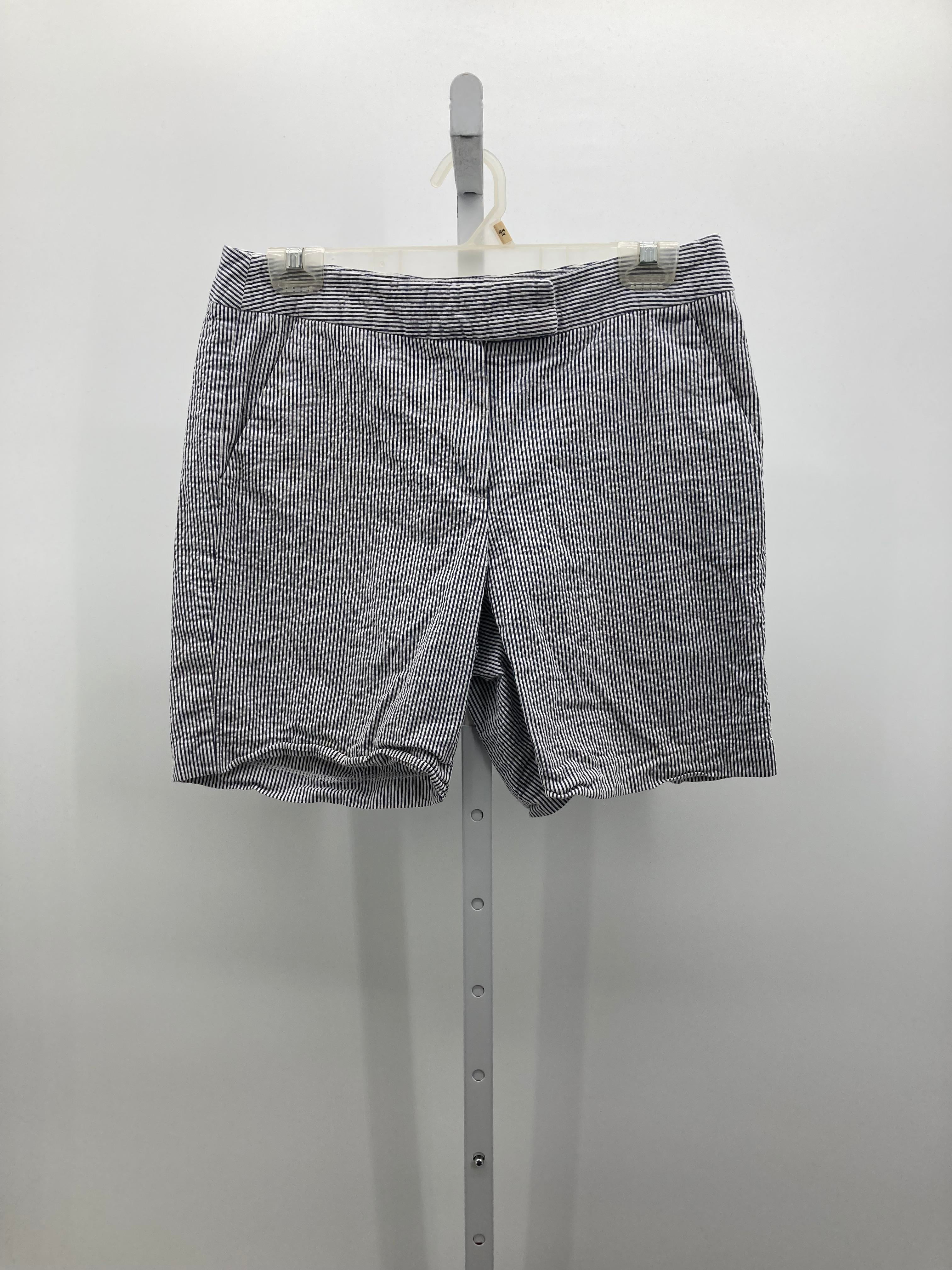 British Khaki Size 8 Misses Shorts